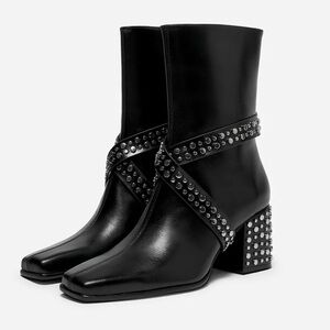 ZARA LEATHER STUDDED HEEL ANKLE BOOTS LUDOVIC DE SAINT
SERNIN X ZARA